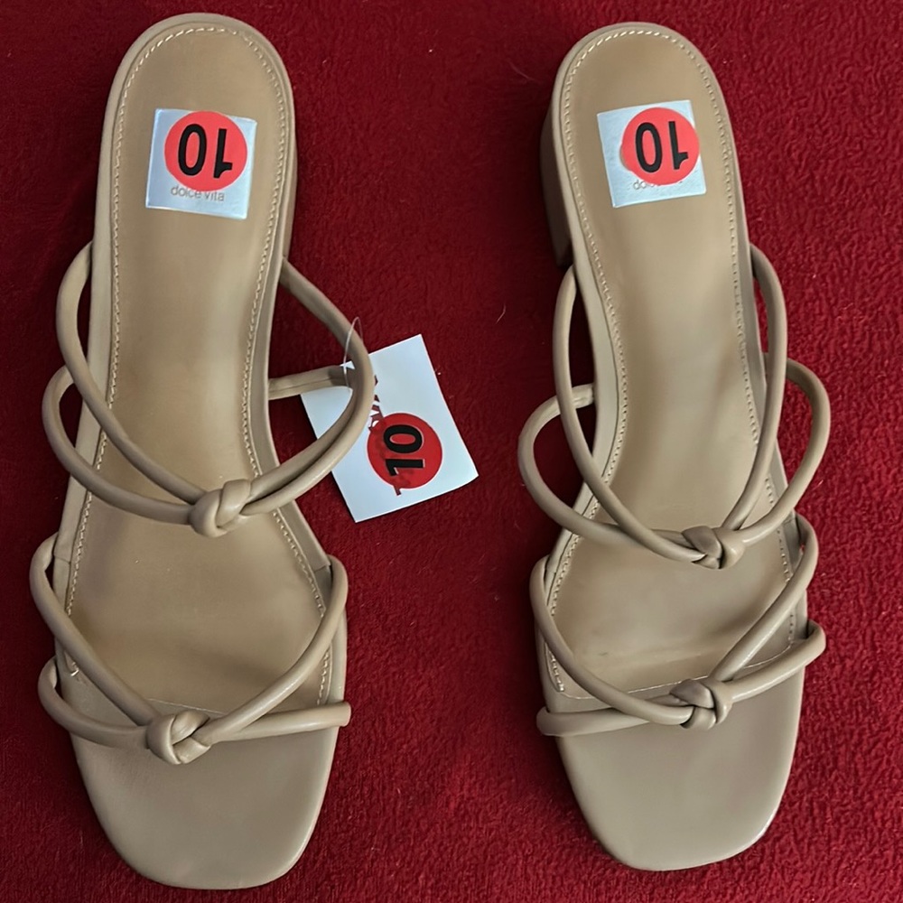 NWT DV Dolce Vita Wisteria Double Knotted Band Slide Sandals Nude